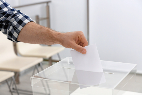 La Junta Electoral central amplía el plazo para depositar el voto de los residentes en el extranjero (CERA) La Junta Electoral central amplía el plazo para depositar el voto de los residentes en el extranjero (CERA)